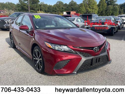 2018 Toyota Camry SE