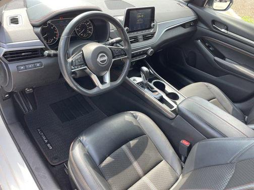 2023 Nissan Altima SR FWD