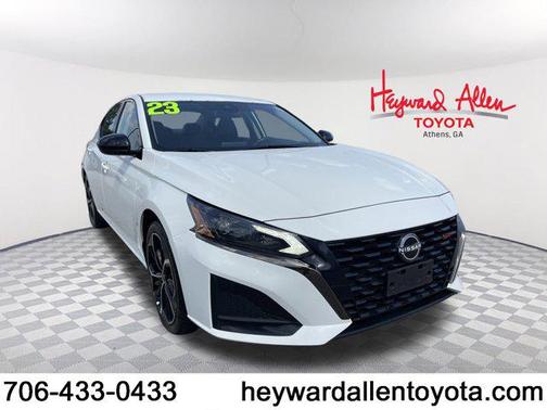 2023 Nissan Altima SR FWD