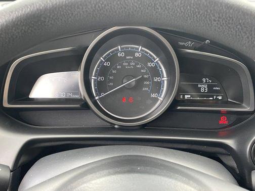 2019 Toyota Yaris Sedan LE
