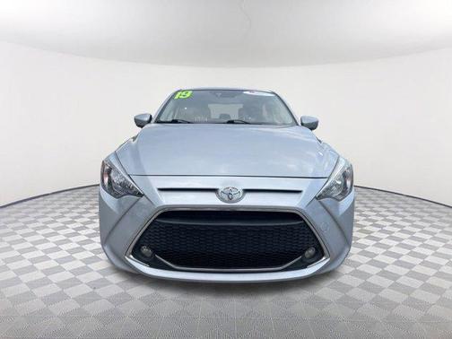 2019 Toyota Yaris Sedan LE