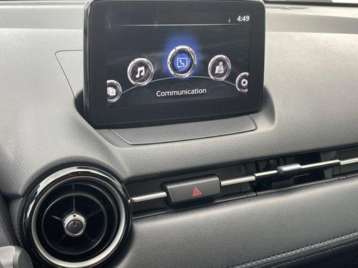 2019 Toyota Yaris Sedan LE