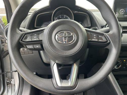 2019 Toyota Yaris Sedan LE