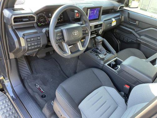 2025 Toyota 4Runner TRD Off Road