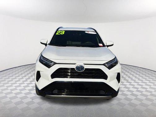 2023 Toyota RAV4 Hybrid SE