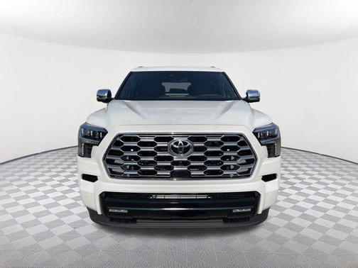 2025 Toyota Sequoia Base