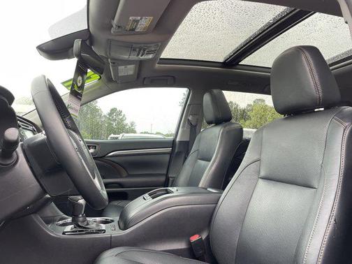 2017 Toyota Highlander Limited Platinum