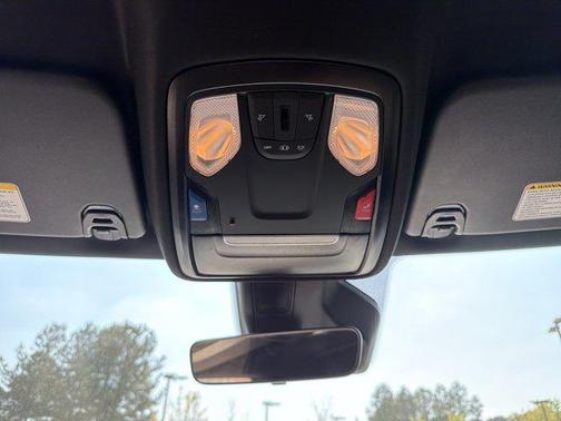 Bright White Clearcoat 2025 RAM 1500 Big Horn/Lone Star