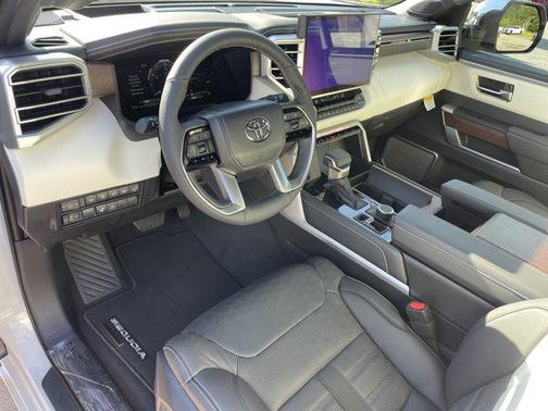 2025 Toyota Sequoia Base