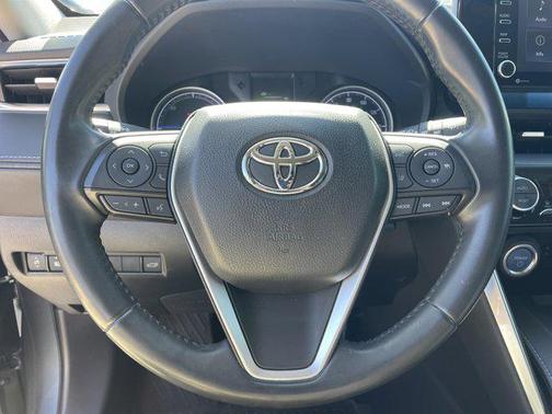 2021 Toyota Venza LE