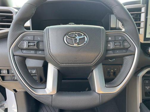 2026 Toyota Tundra Hybrid Platinum
