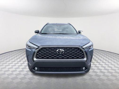 2025 Toyota Corolla Cross XLE