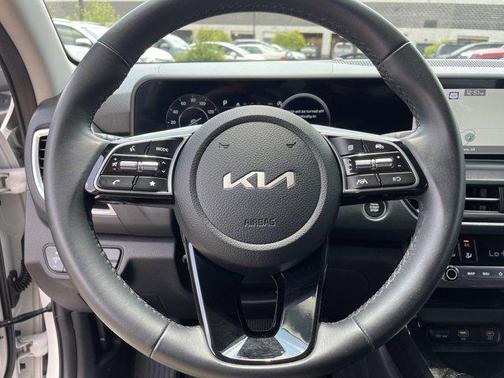 2024 Kia Seltos EX