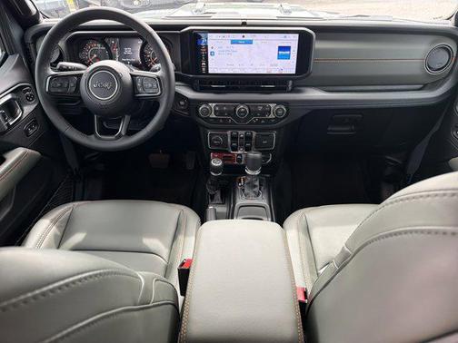 Anvil Clearcoat 2025 Jeep Gladiator Mojave X