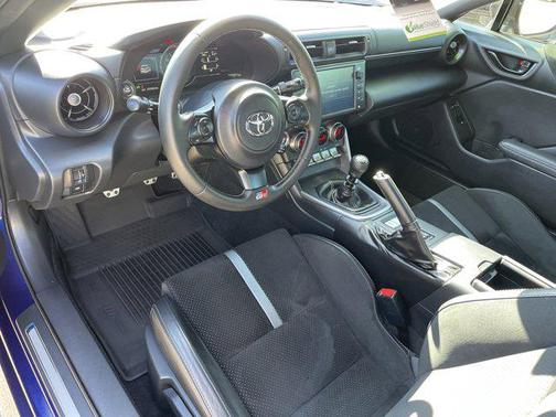 2023 Toyota GR86 Premium