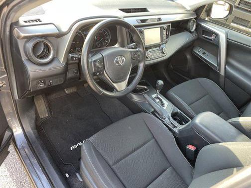 2016 Toyota RAV4 Hybrid XLE