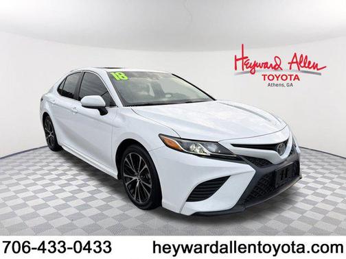 2018 Toyota Camry SE