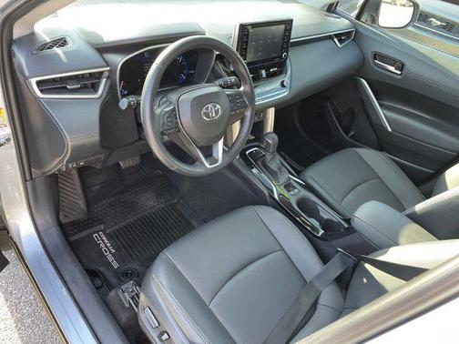 2022 Toyota Corolla Cross XLE