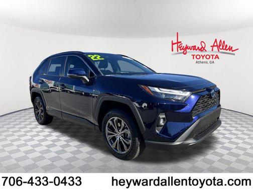 2022 Toyota RAV4 Hybrid XLE Premium