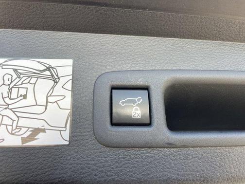 2021 Toyota Sienna XLE 8 Passenger