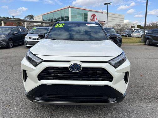 2022 Toyota RAV4 Hybrid SE