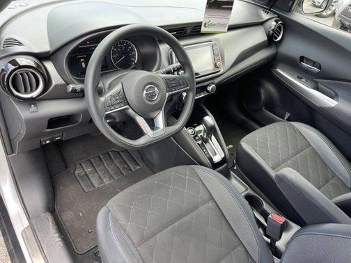 2018 Nissan Kicks SV