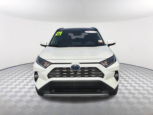 2021 Toyota RAV4 Hybrid SE