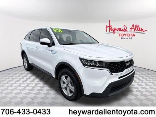 2023 Kia Sorento LX