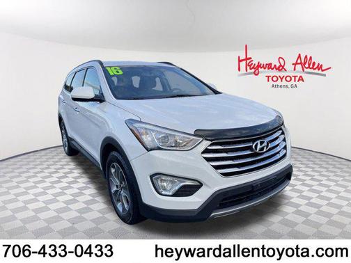 2016 Hyundai SANTA FE SE