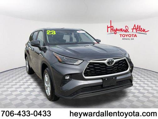 2023 Toyota Highlander LE