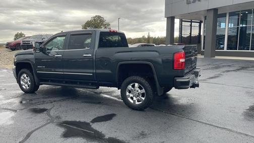 2017 GMC Sierra 2500 SLT