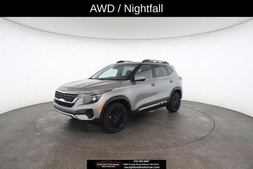 Steel Gray 2023 Kia Seltos Nightfall Edition