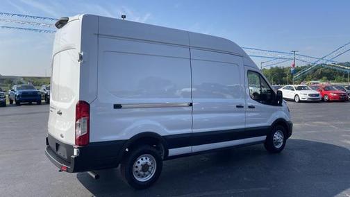 2022 Ford Transit-250 Base