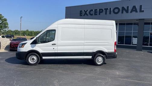 2022 Ford Transit-250 Base