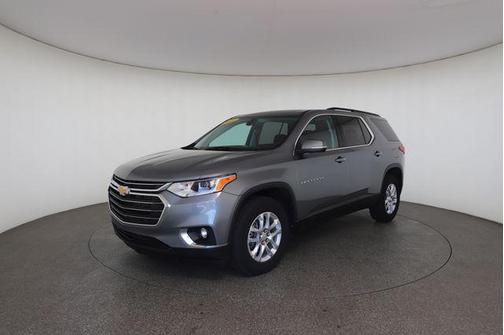 Satin Steel Metallic 2021 Chevrolet Traverse LT Cloth