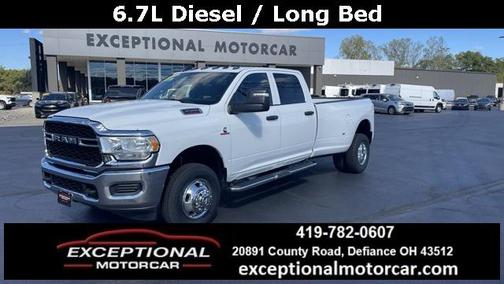 2023 RAM 3500 Tradesman Crew Cab 4x4 8' Box
