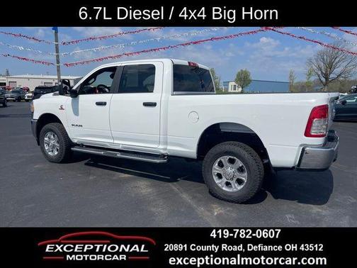 Bright White Clearcoat 2024 RAM 2500 Big Horn Crew Cab 4x4 6'4' Box