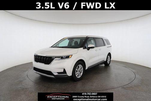 2024 Kia Carnival LX