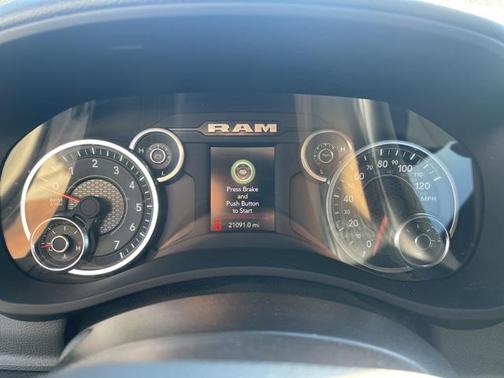 2024 RAM 2500 Big Horn Crew Cab 4x4 6'4' Box