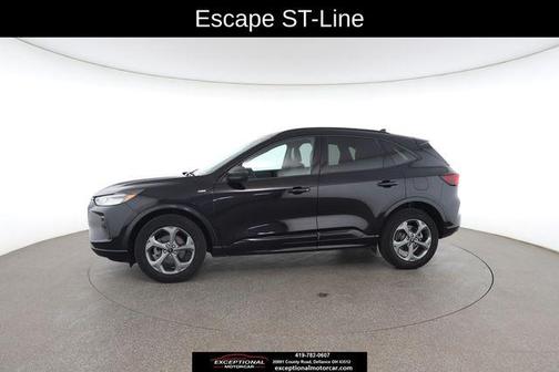 AGATE BLACK METALLIC 2024 Ford Escape ST-Line