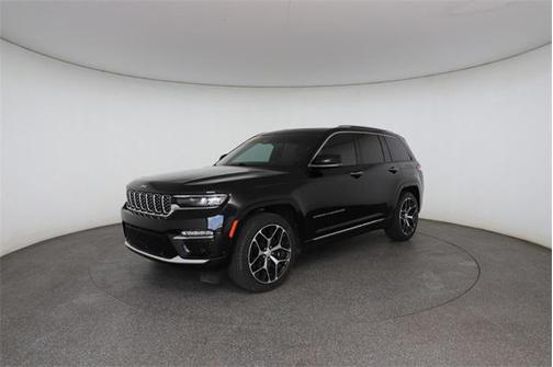 2023 Jeep Grand Cherokee Summit