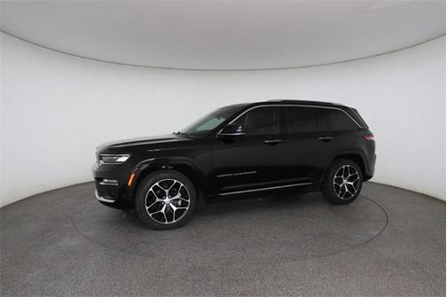 2023 Jeep Grand Cherokee Summit