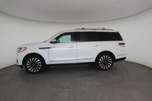 2024 Lincoln Navigator Black Label