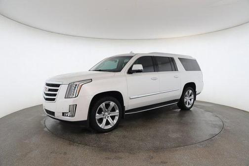 2018 Cadillac Escalade ESV Luxury