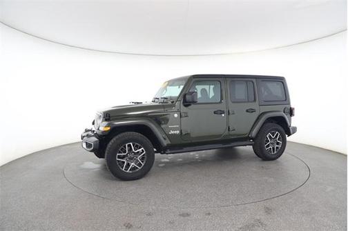 2024 Jeep Wrangler 4-Door Sahara