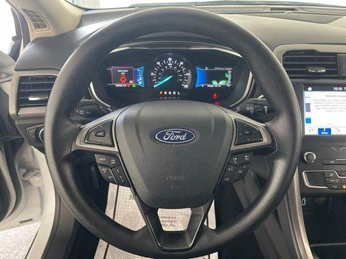 OXFORD WHITE 2019 Ford Fusion Hybrid SE