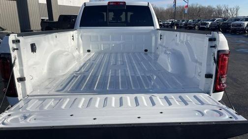 2025 RAM 2500 Tradesman Crew Cab 4x4 8' Box