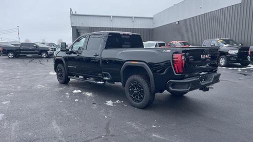 2024 GMC Sierra 2500 SLT