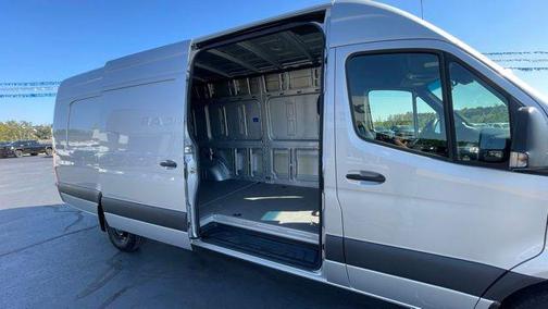 2024 Mercedes-Benz Sprinter 2500 High Roof