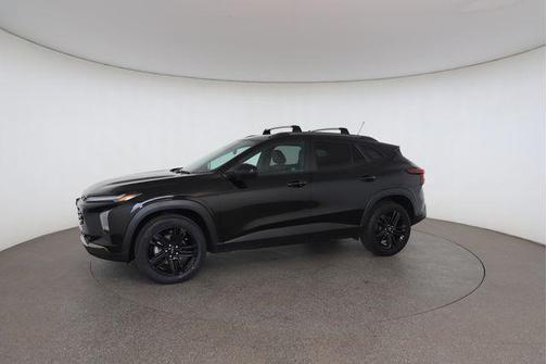 Mosaic Black Metallic 2025 Chevrolet Trax FWD ACTIV